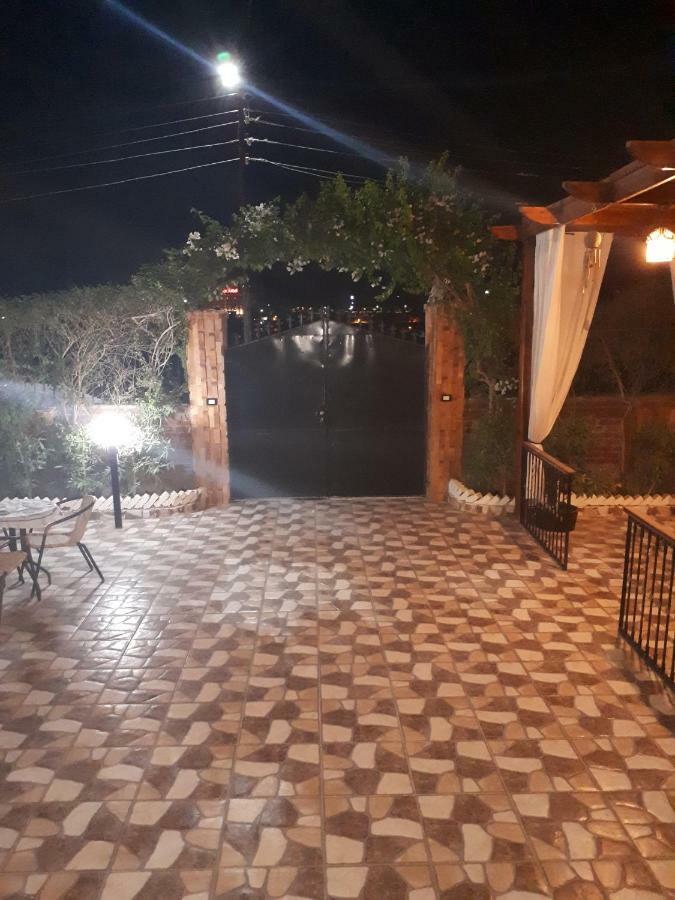 Angel Eyes House Apartment Луксор Екстериор снимка