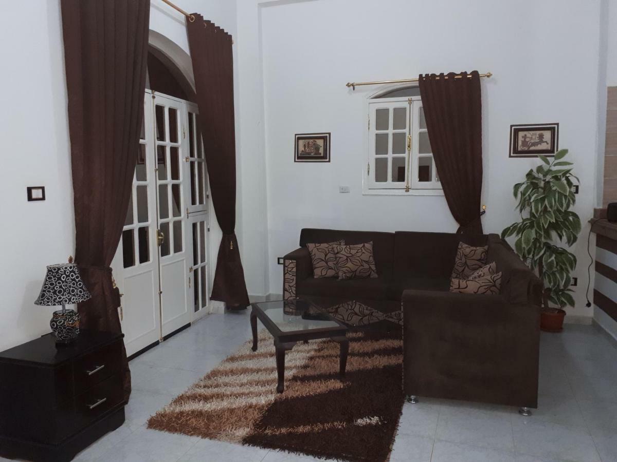 Angel Eyes House Apartment Луксор Екстериор снимка
