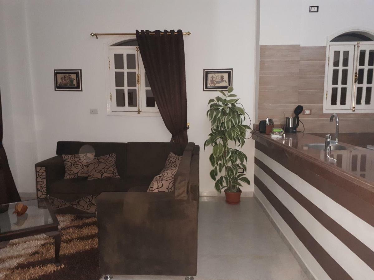Angel Eyes House Apartment Луксор Екстериор снимка