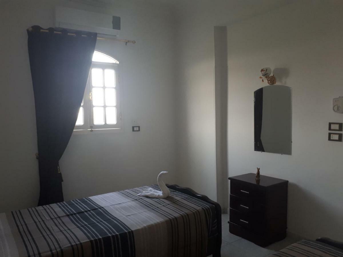 Angel Eyes House Apartment Луксор Екстериор снимка